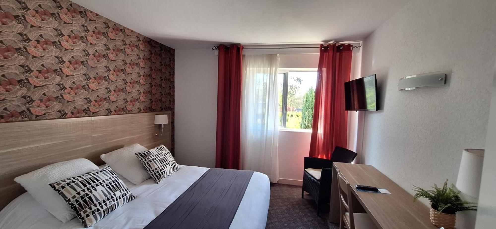 Brit Hotel le Cygne Saint-Hilaire-du-Harcouët Buitenkant foto